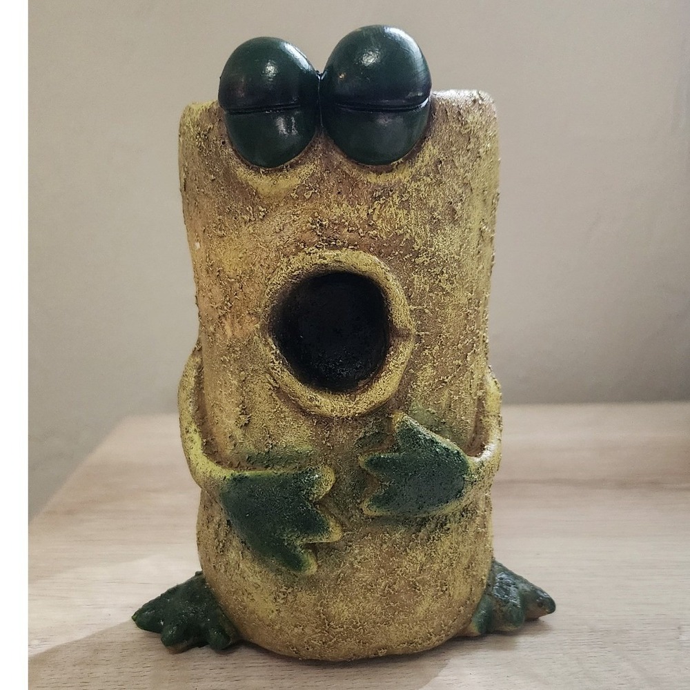 Funny Frog Planter Pot Textured Resin Succulent Vase Garden Decor 5.5 Inch